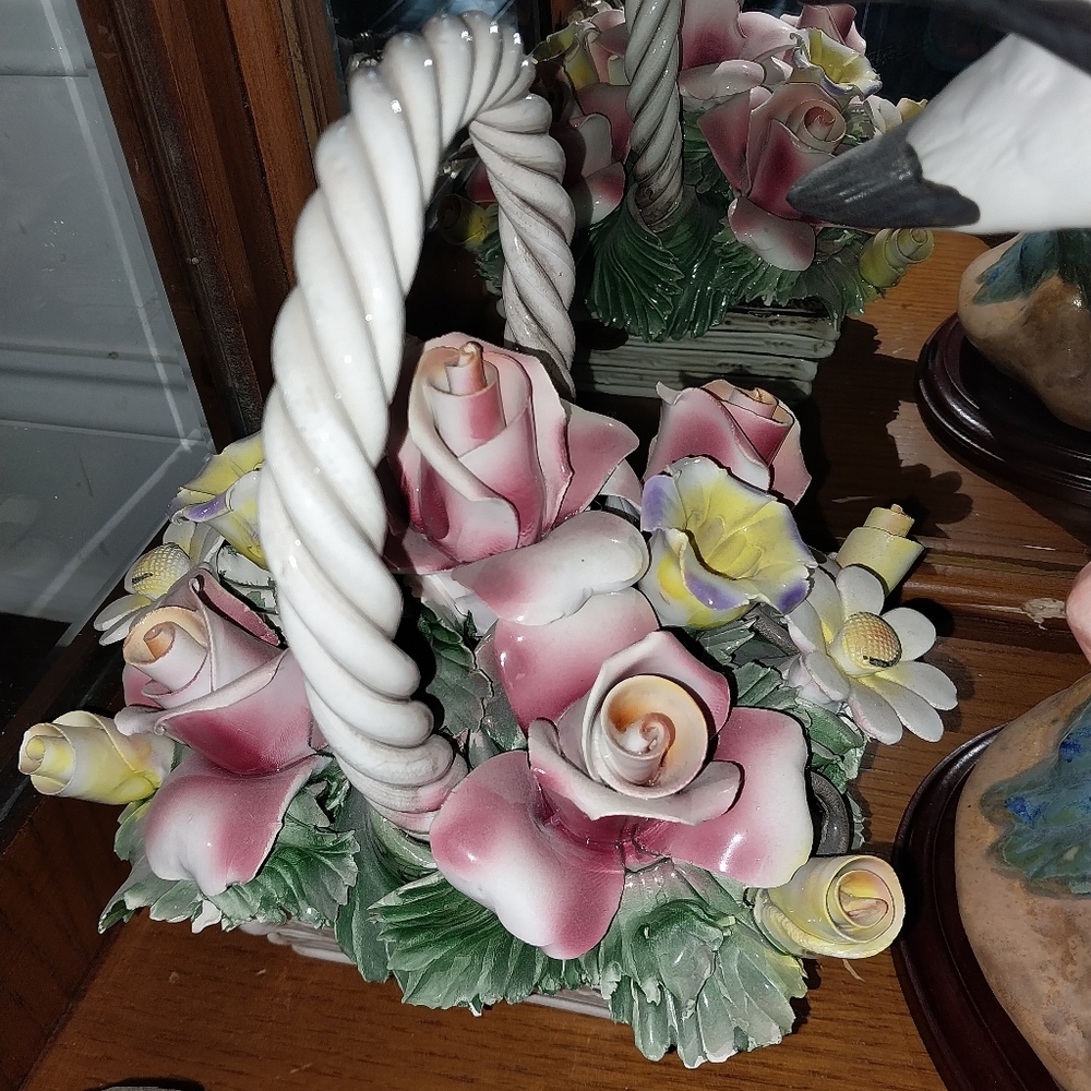 Italian basket flower
